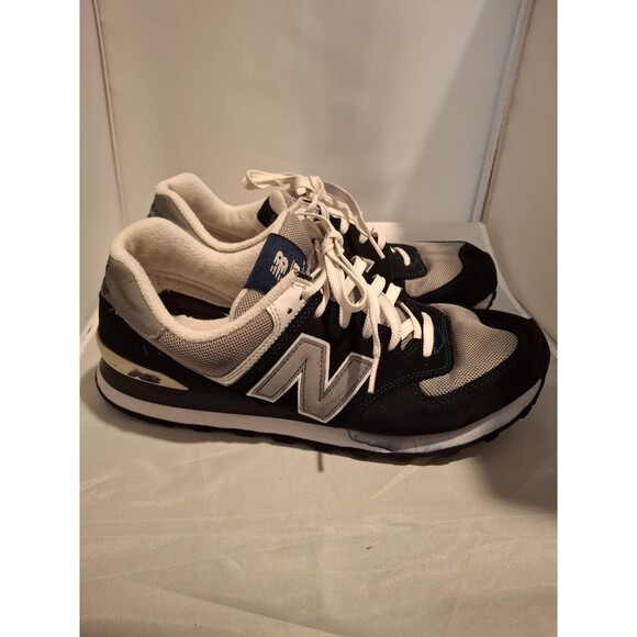 New Balance Other - NEW BALANCE 574 Men's Classic Sneaker Blue /Gray Size 11.5